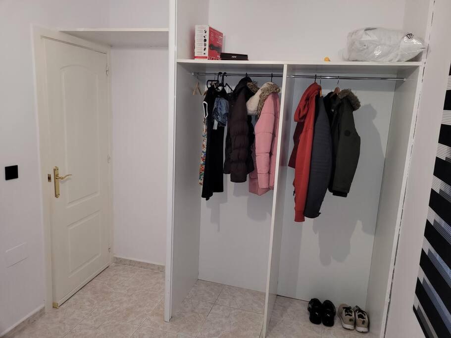 Apartamento Bajo Con Terraza Y Piscina トレビエハ エクステリア 写真