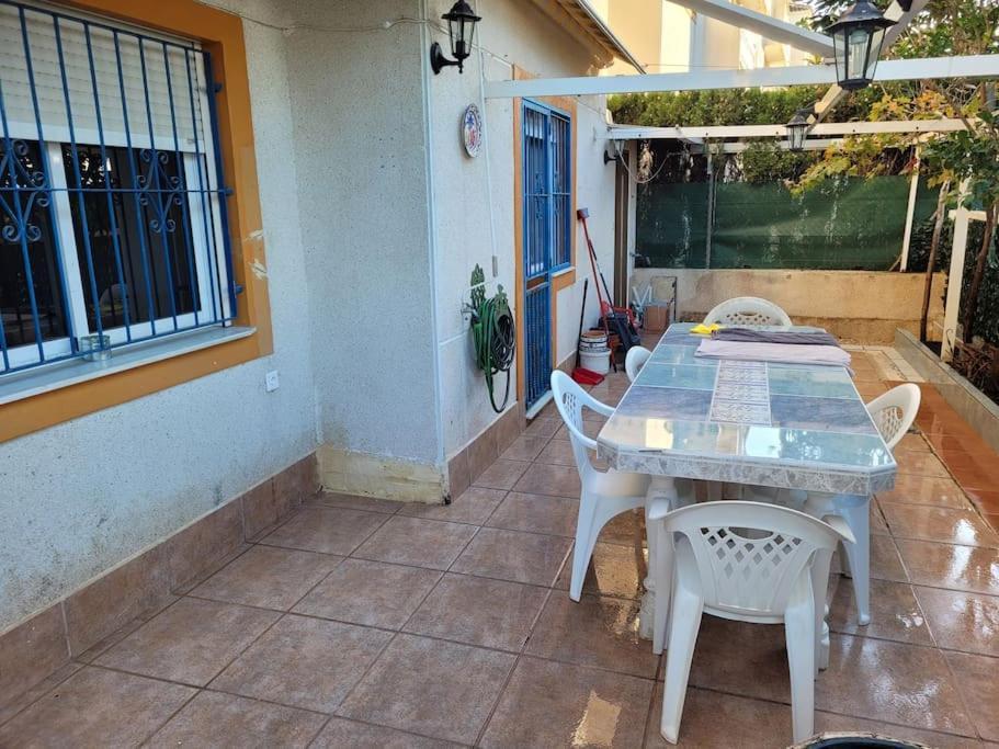 Apartamento Bajo Con Terraza Y Piscina トレビエハ エクステリア 写真